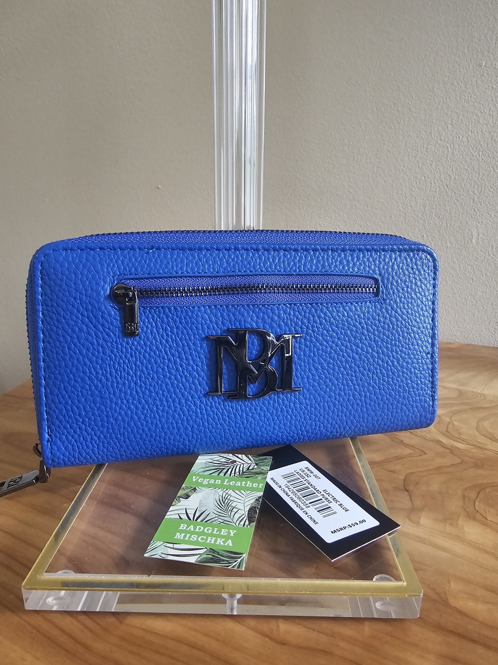 Badgley Mischka Electric Blue Vegan Leather Wallet - Picture 2 of 6